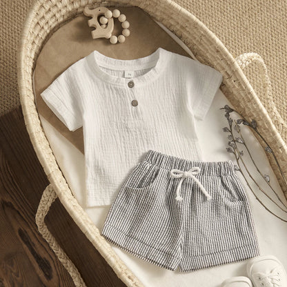 Short Sleeve T-shirt & Striped Shorts